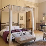 Domaine Des Escaunes Hotell