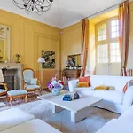 Отель Domaine Des Escaunes
