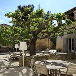 Hotell Domaine Des Escaunes