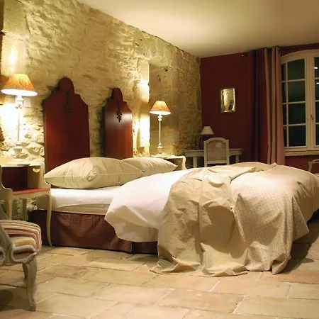 Domaine Des Escaunes Отель 4*