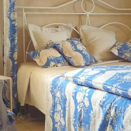 Hotel Domaine Des Escaunes 4*