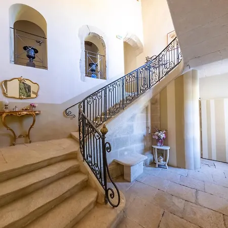 Domaine Des Escaunes Hotel Sernhac