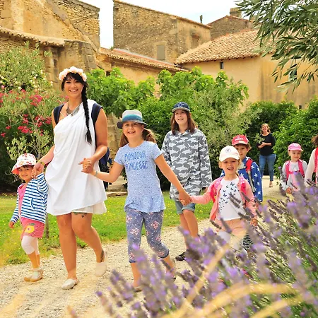 Domaine Des Escaunes 4* Sernhac