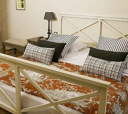 Отель Domaine Des Escaunes 4*
