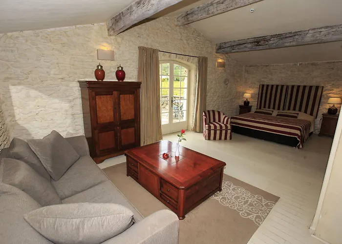 Domaine Des Escaunes