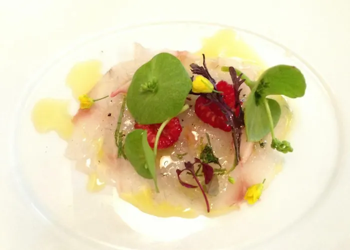 Отель Domaine Des Escaunes 4*