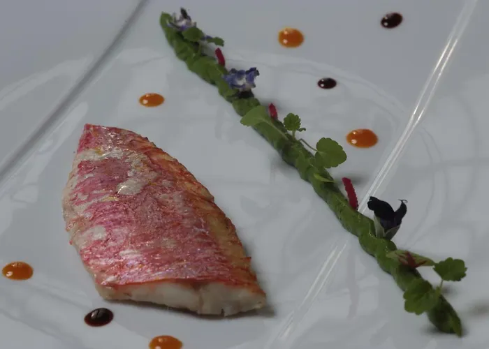 Отель Domaine Des Escaunes 4*